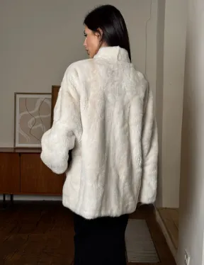 Светлый норковый полушубок жакет с V-образным воротником