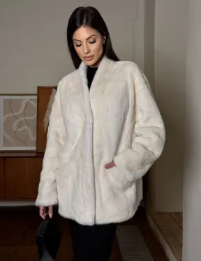 Светлый норковый полушубок жакет с V-образным воротником
