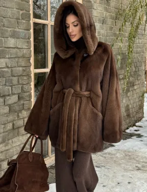 Шуба летучая мышь мех NAFA с капюшоном - цвет соболь