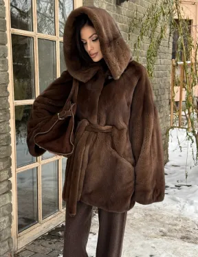 Шуба летучая мышь мех NAFA с капюшоном - цвет соболь