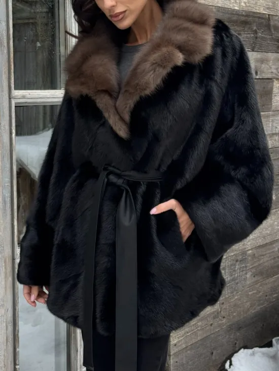 Черная шуба из норки с английским воротником из куницы