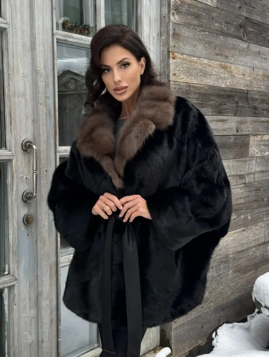 Черная шуба из норки с английским воротником из куницы