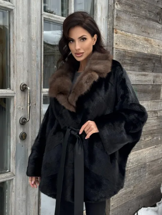 Черная шуба из норки с английским воротником из куницы