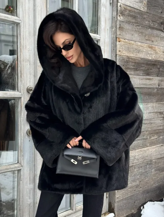 Черная зимняя шуба из меха норки Nafa mink с капюшоном - автоледи
