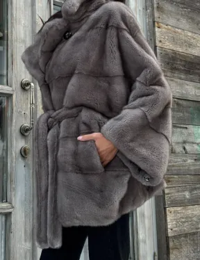 Норковая шуба в цвете графит с английским воротником - Летучая мышь