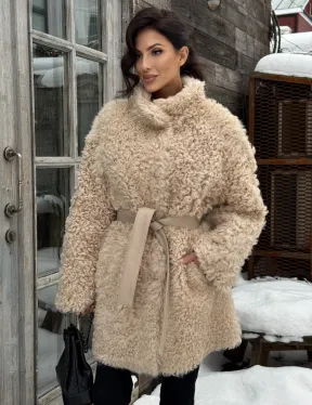 Двухсторонняя женская шуба - дубленка из меха испанского тиградо в бежевом цвете