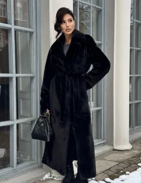 Классическая шуба из норки Blackglama с английским воротником и боковыми шлицами