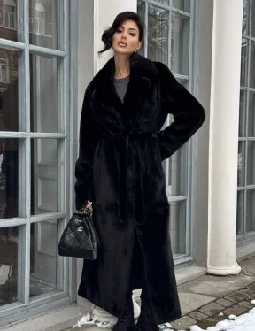 Классическая шуба из норки Blackglama с английским воротником и боковыми шлицами