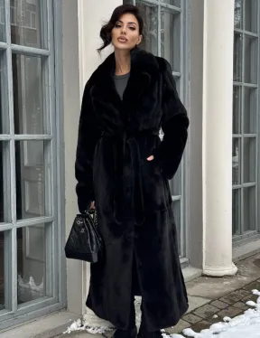 Классическая шуба из норки Blackglama с английским воротником и боковыми шлицами