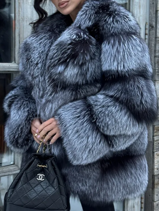 Шикарный полушубок из чернобурки Premium collection, английский воротник