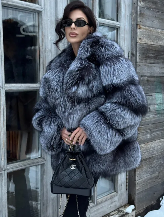 Шикарный полушубок из чернобурки Premium collection, английский воротник