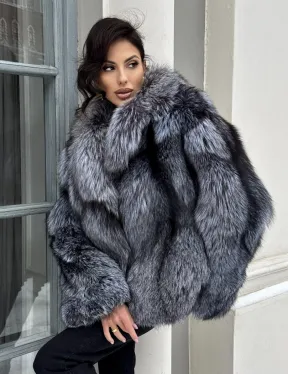 Короткий женский полушубок из чернобурки английский воротник