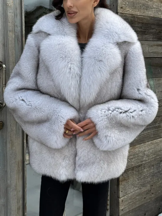 Шуба из финского песца с английским воротником - колотый лёд