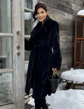 Шуба прямого кроя из норки Blackglama средней длины с меховым поясом