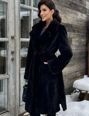 Шуба прямого кроя из норки Blackglama средней длины с меховым поясом