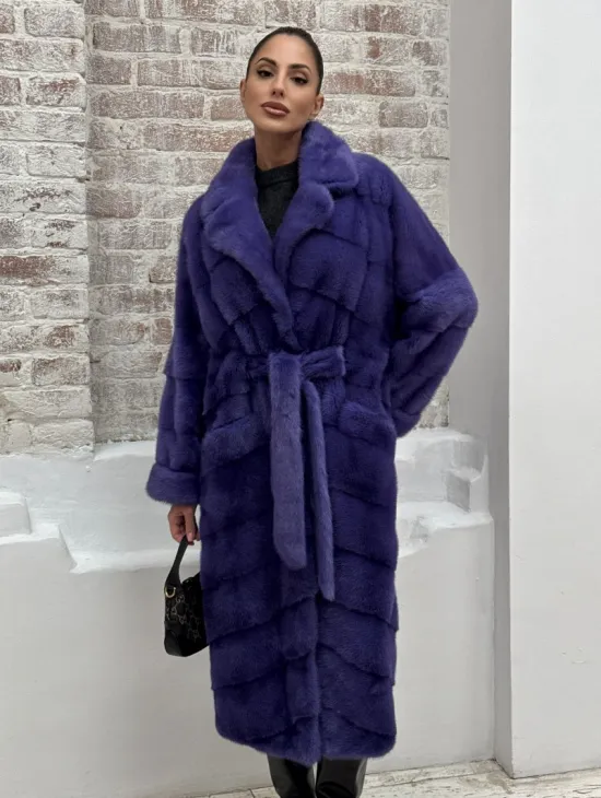 Норковая шуба кимоно с английским воротником в фиолетовом цвете