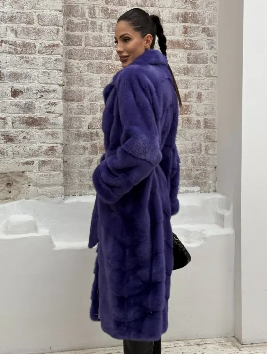 Норковая шуба кимоно с английским воротником в фиолетовом цвете