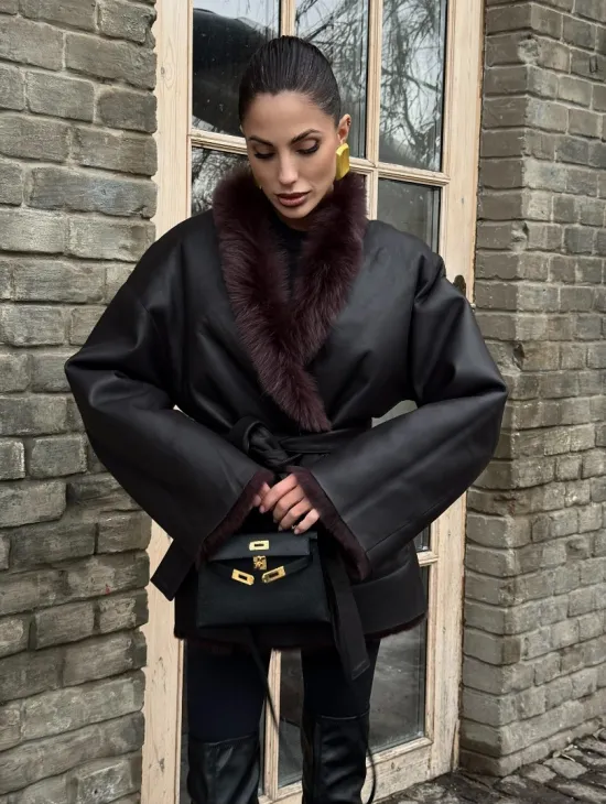 Двухсторонняя женская дубленка из итальянской тосканы Brown