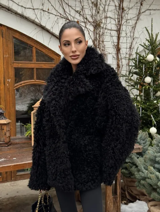 Черная короткая шуба - дубленка из испанской овчины «Тиградо»
