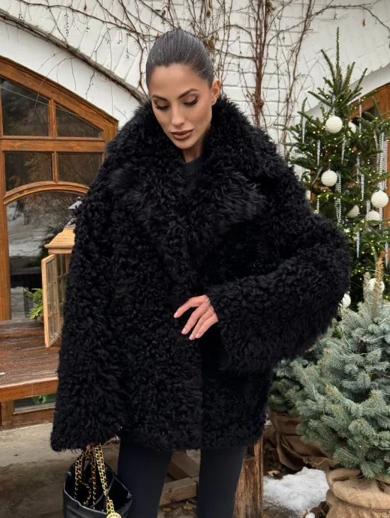 Черная короткая шуба - дубленка из испанской овчины «Тиградо»
