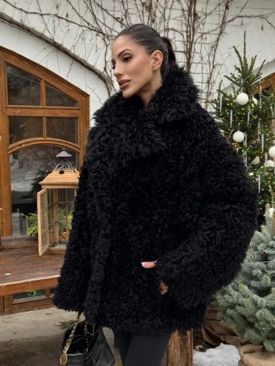 Черная короткая шуба - дубленка из испанской овчины «Тиградо»