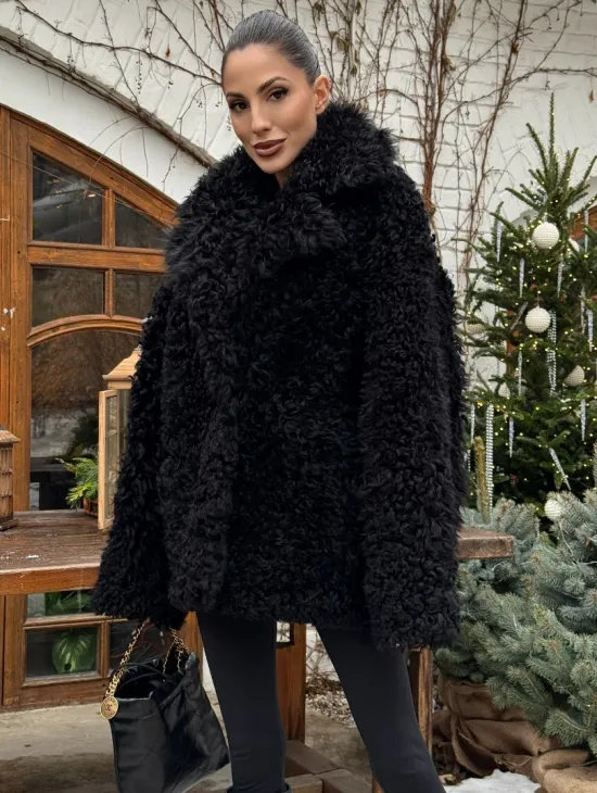 Черная короткая шуба - дубленка из испанской овчины «Тиградо»