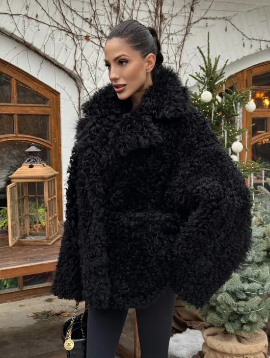 Черная короткая шуба - дубленка из испанской овчины «Тиградо»
