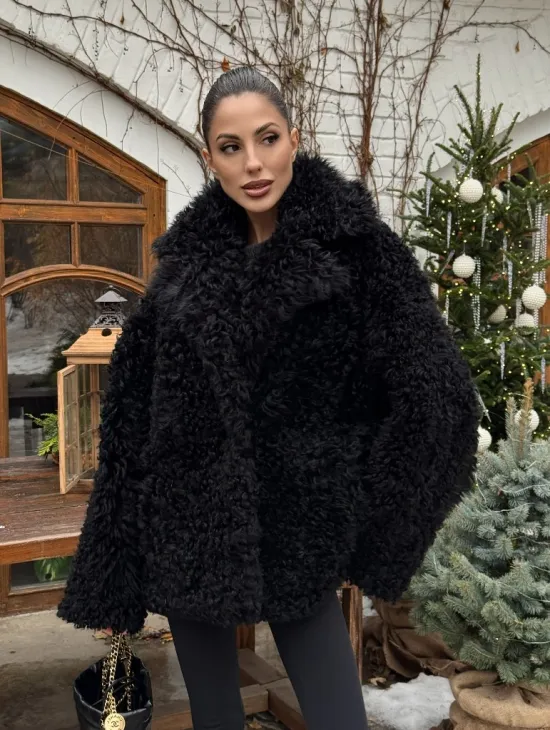 Черная короткая шуба - дубленка из испанской овчины «Тиградо»