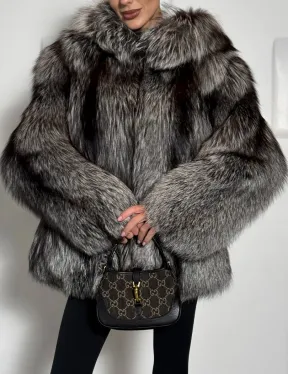 Полушубок из чернобурки с капюшоном цельные пластины