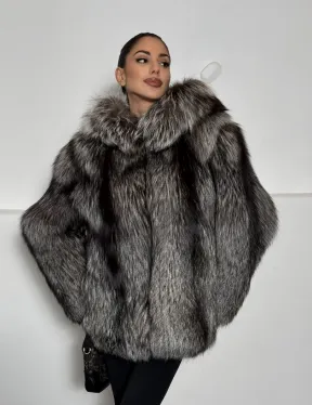 Полушубок из чернобурки с капюшоном цельные пластины