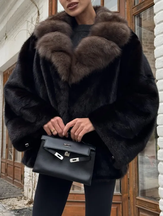 Полушубок норковый оверсайз с воротником и меха куницы