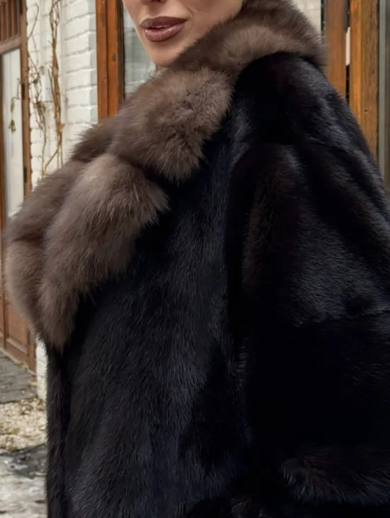 Полушубок норковый оверсайз с воротником и меха куницы