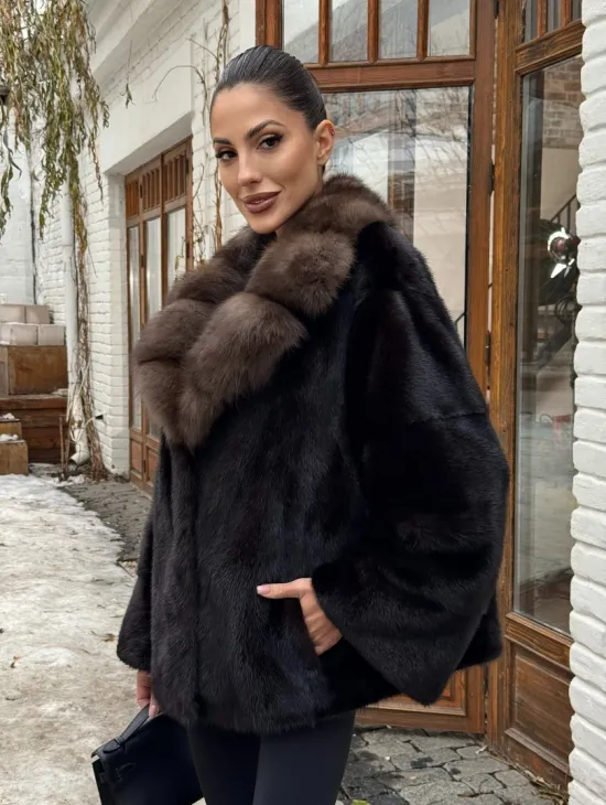 Полушубок норковый оверсайз с воротником и меха куницы