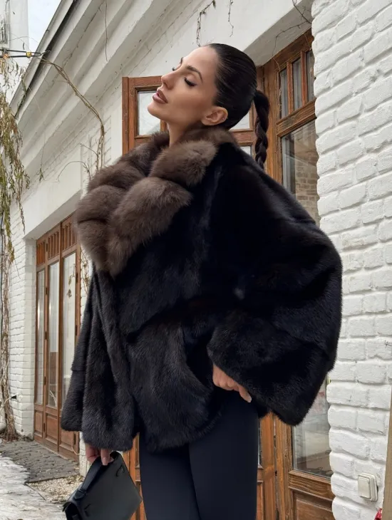 Полушубок норковый оверсайз с воротником и меха куницы