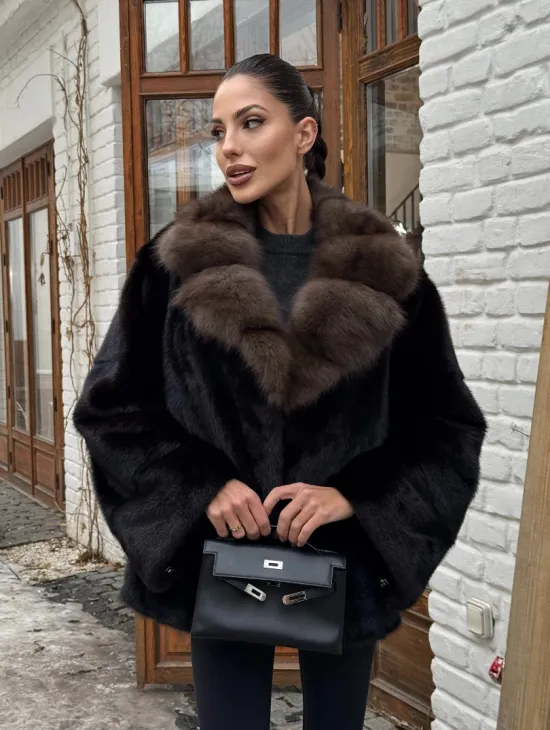 Полушубок норковый оверсайз с воротником и меха куницы