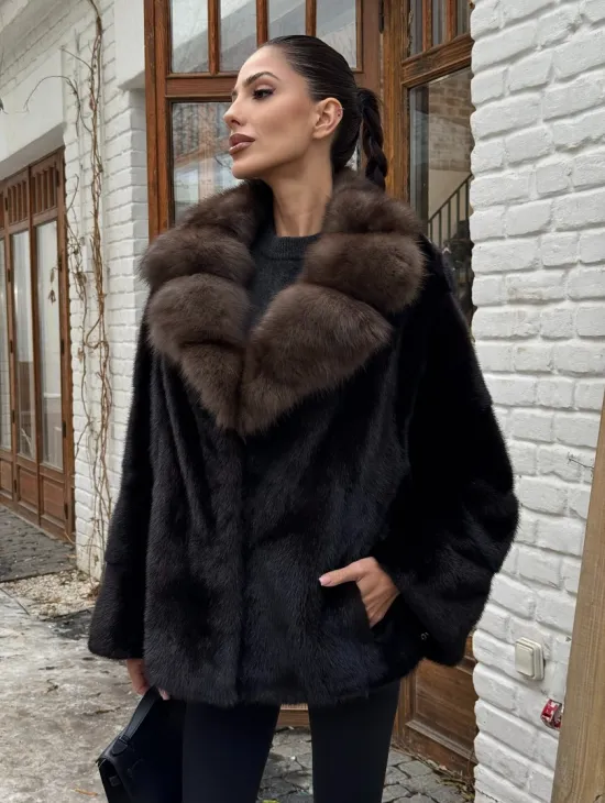 Полушубок норковый оверсайз с воротником и меха куницы