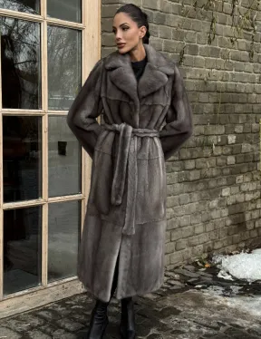 Прямая норковая шуба Luxury Line с меховым поясом и шлицами по бокам