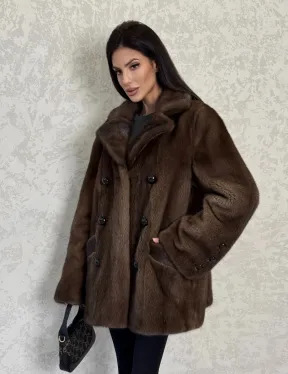 Шикарный норковый жакет с английским воротником и накладными карманами в цвете соболь