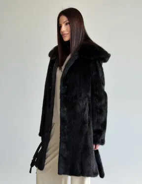 Норковая шуба с капюшоном и меховым поясом в цвете Black