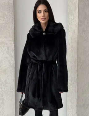Норковая шуба с капюшоном и меховым поясом в цвете Black