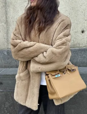 Норковый жакет в натуральном цвете пастель с V-образным воротником