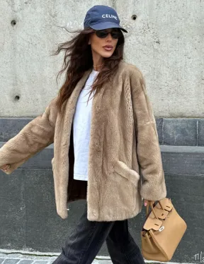 Норковый жакет в натуральном цвете пастель с V-образным воротником