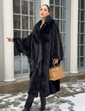 Шуба норковая оверсайз в стиле 