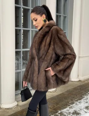 Полушубок из баргузинского соболя с V-образным воротником седина 2/3