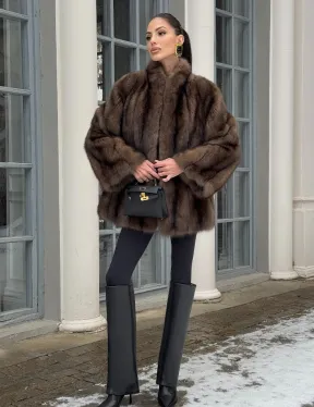 Полушубок из баргузинского соболя с V-образным воротником седина 2/3