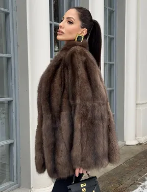 Полушубок из баргузинского соболя с V-образным воротником седина 2/3