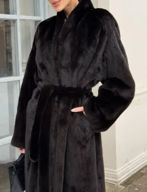 Натуральная коричневая норковая шуба в аукционном мехе SAGA FURS