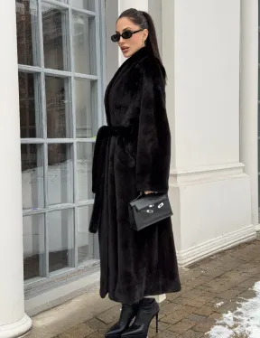 Натуральная коричневая норковая шуба в аукционном мехе SAGA FURS