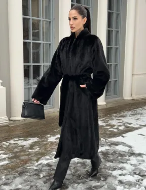 Натуральная женская норковая шуба из аукционного меха норки Blackglama