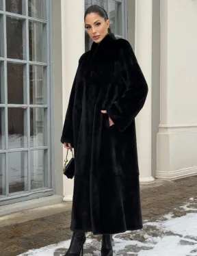 Цельнокроенная норковая шуба из аукционной норки Blackglama